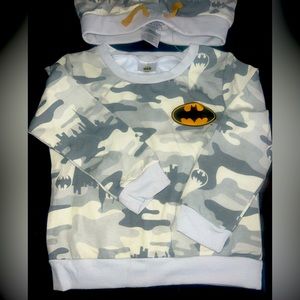 Batman 2 piece outfit 4t BNWT